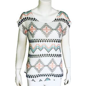 BLU PLANET | Tribal Print Knit Top Short Sleeve L